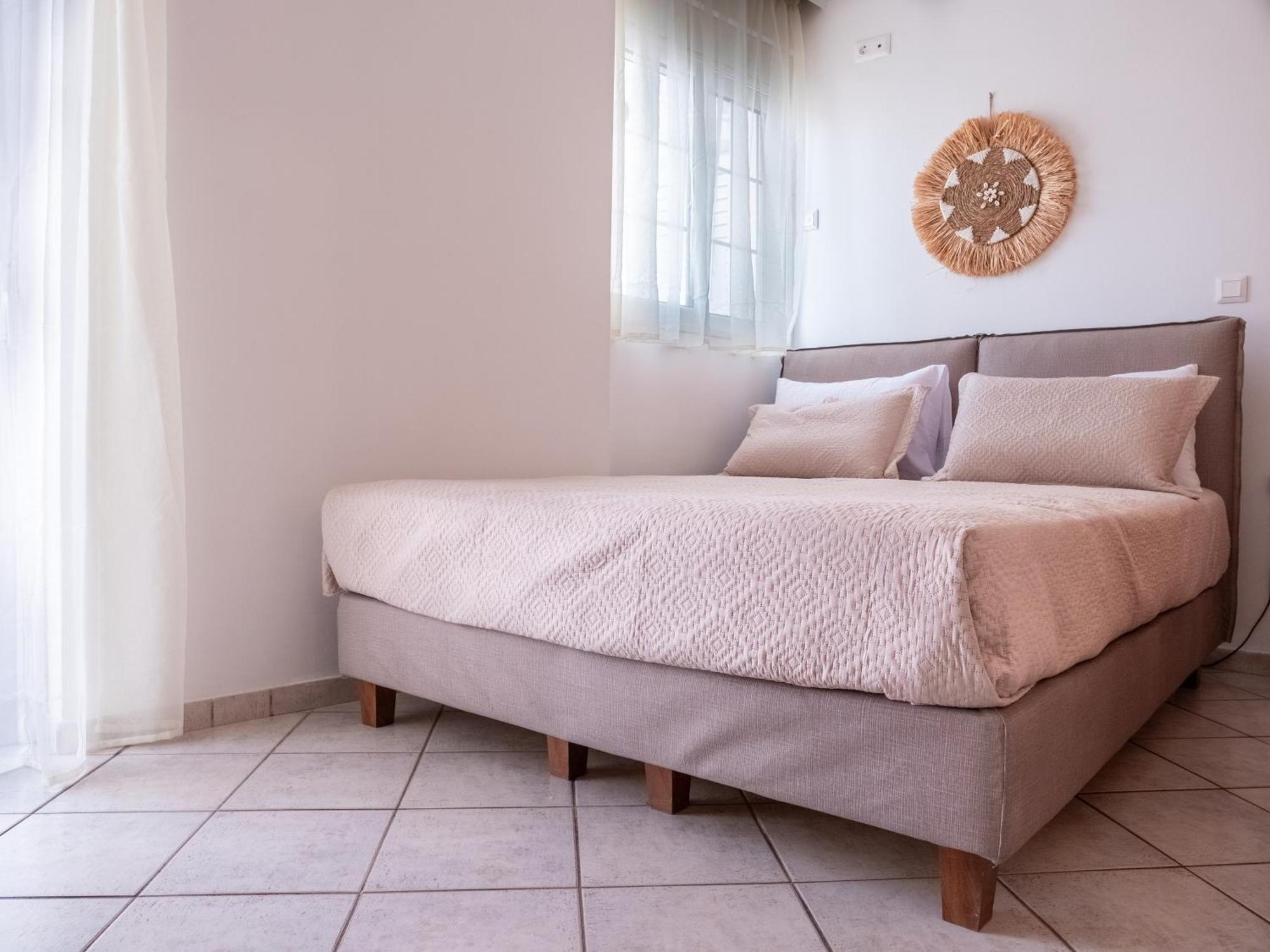 Athina'S Home Piraeus Bagian luar foto